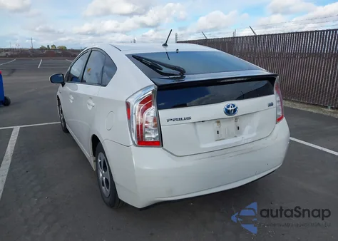 2013 Toyota Prius Two из США, поврежденный, VIN JTDKN3DU4D5701982